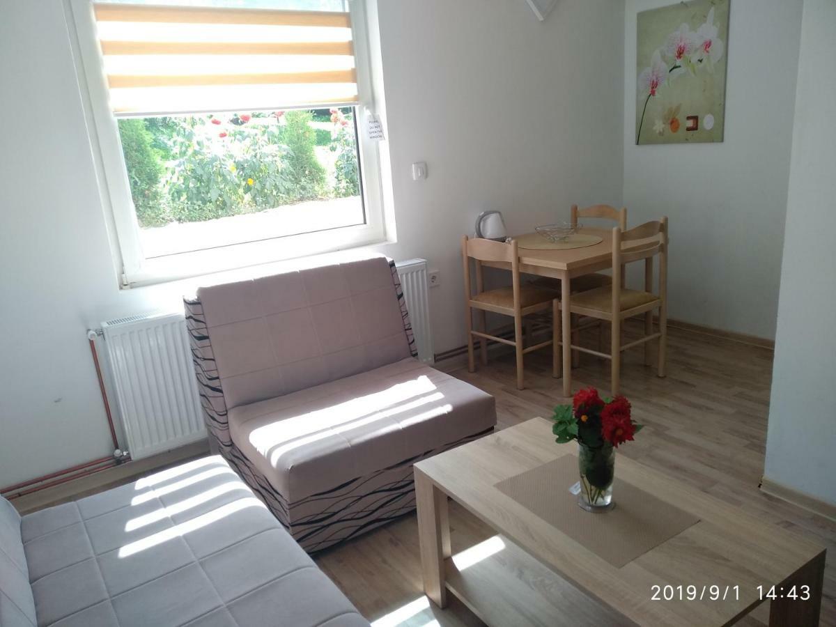 Apartments & Rooms Bojic 科拉欣 外观 照片